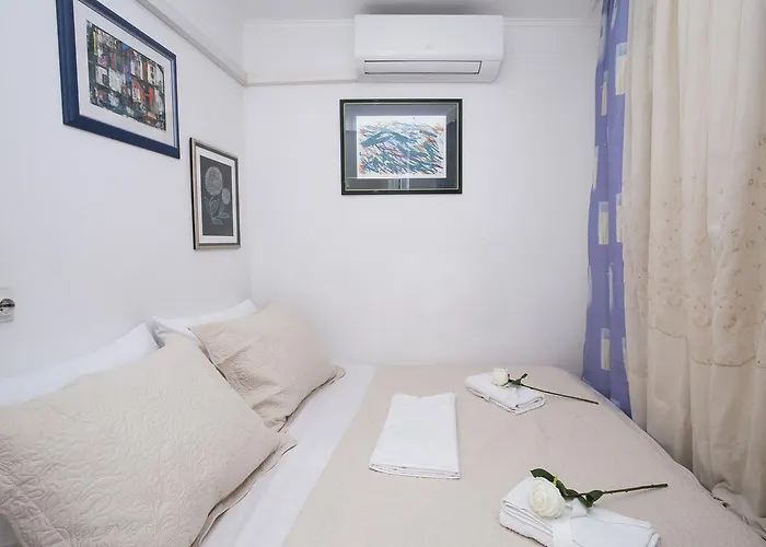 Sweet Old Town Apartman *